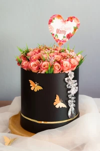 Elegancki Czarny Flower Box z Różami